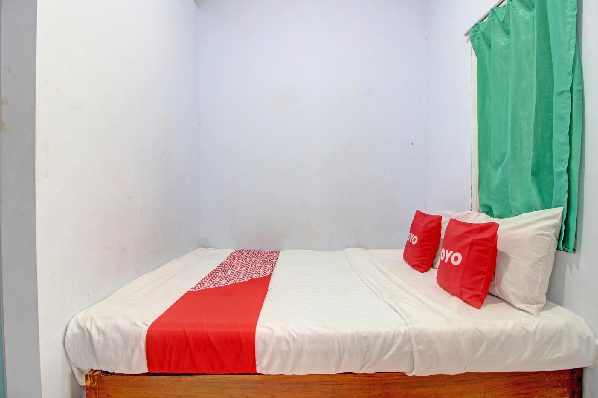 Oyo 92628 Raja Alam Homestay Karanganyar  Exterior foto