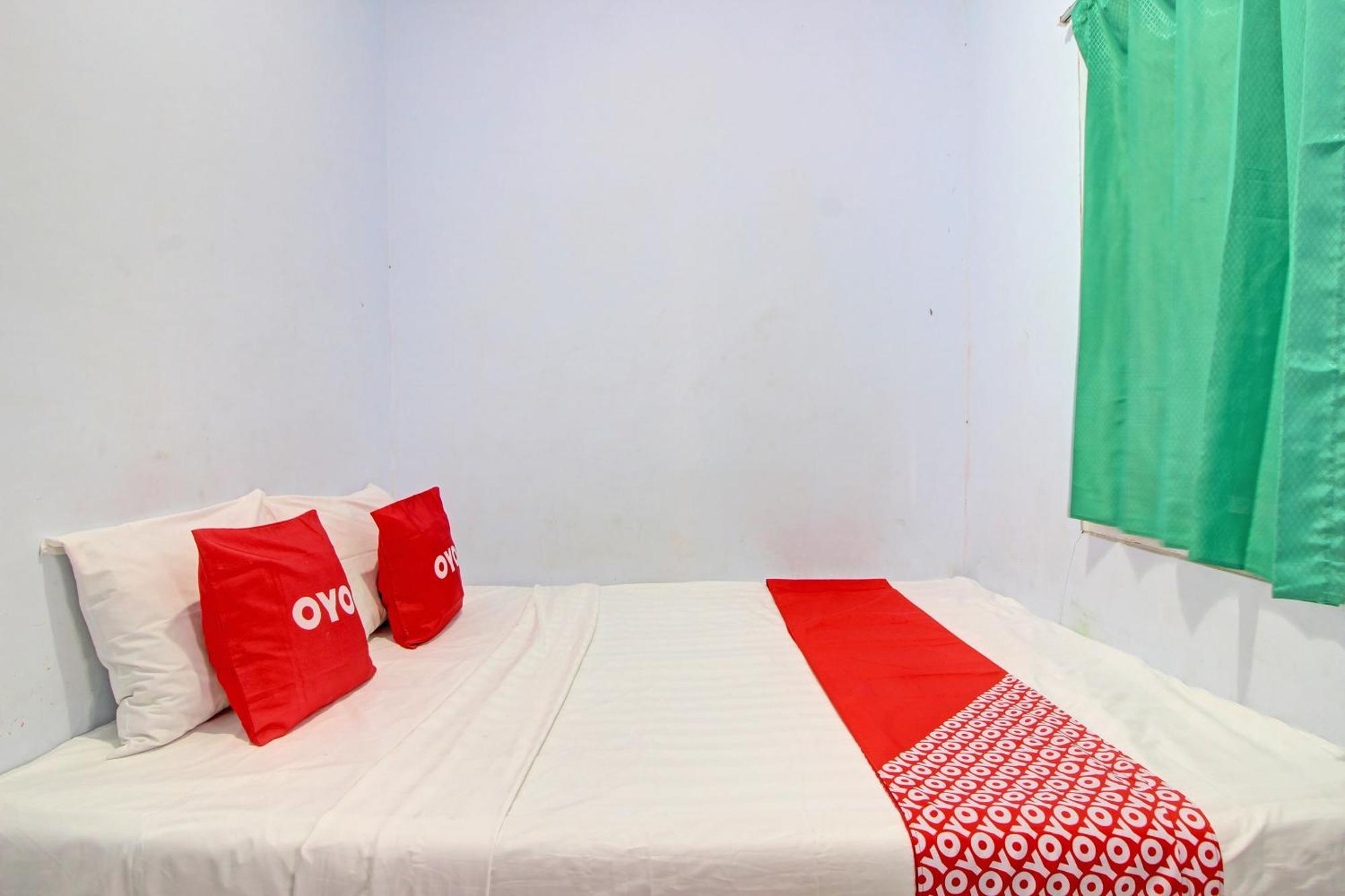 Oyo 92628 Raja Alam Homestay Karanganyar  Exterior foto